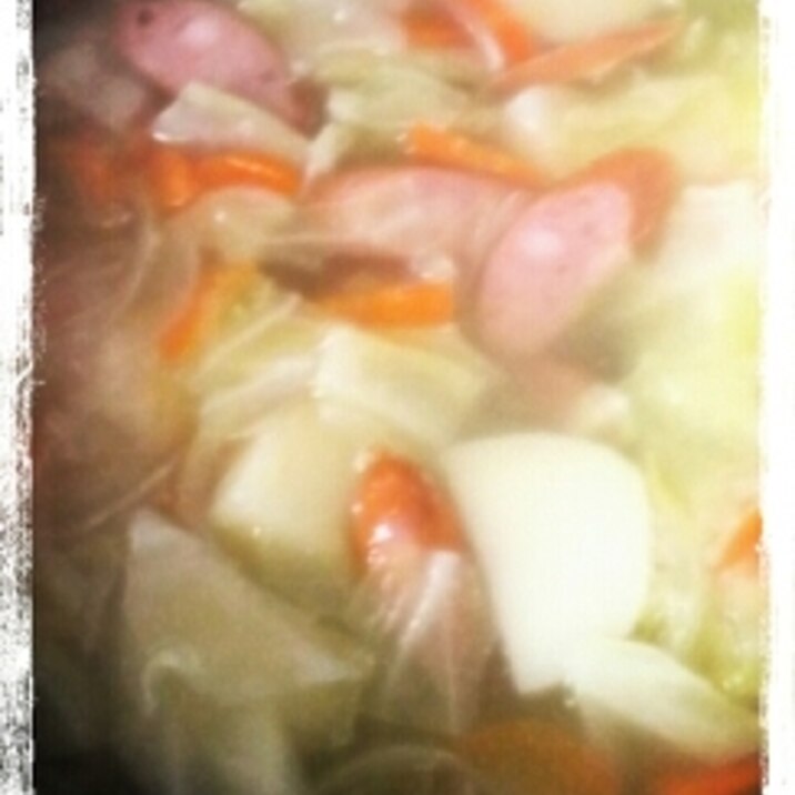 ボリューム満天☆寒い冬にぴったりの野菜スープ
